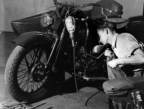 become a motorcycle mechanic